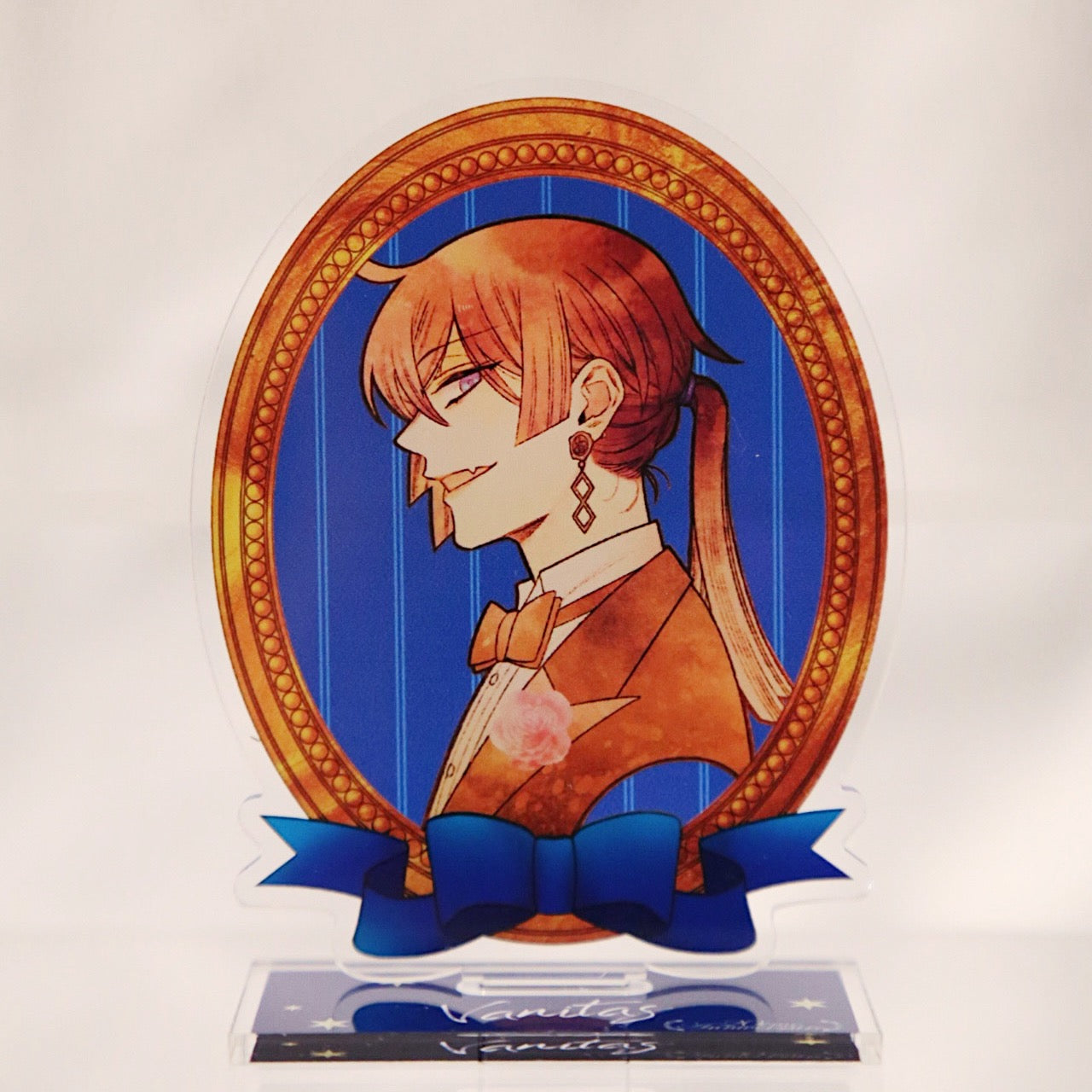 The Case Study of Vanitas Acrylic Stand