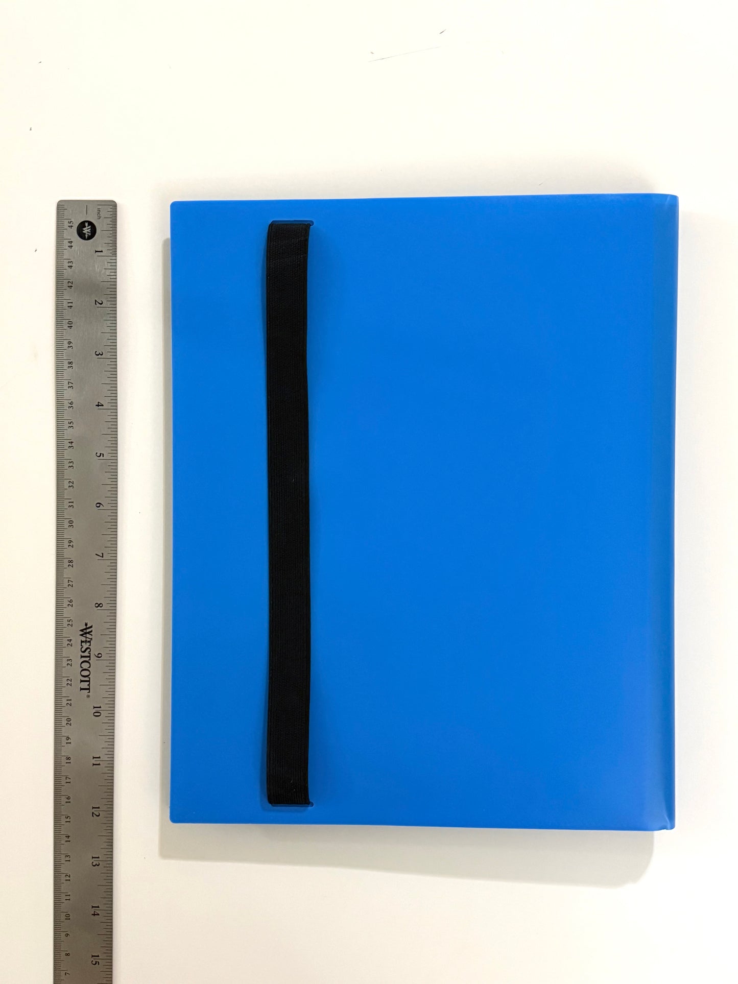 9-Pocket 360-Card Binder – Elastic Strap