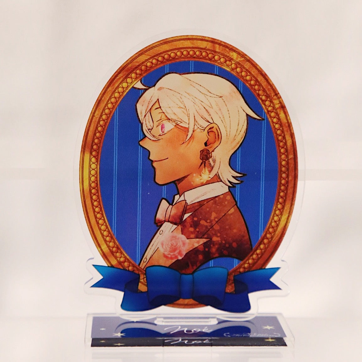 The Case Study of Vanitas Acrylic Stand