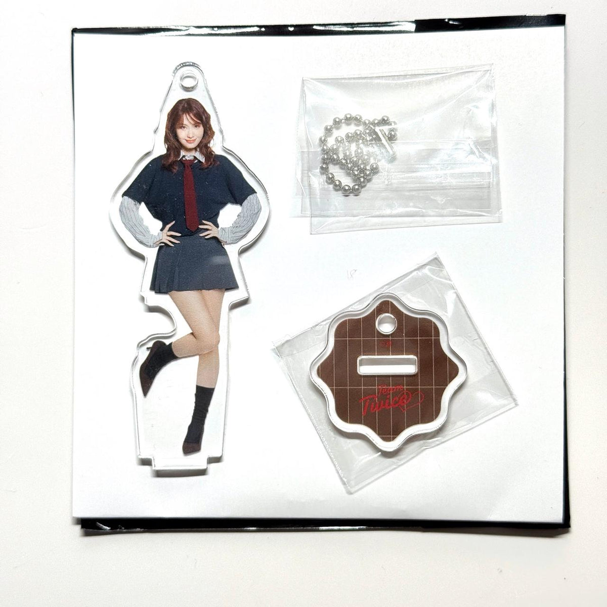 Twice MUFG Momo Acrylic Keychain Stand