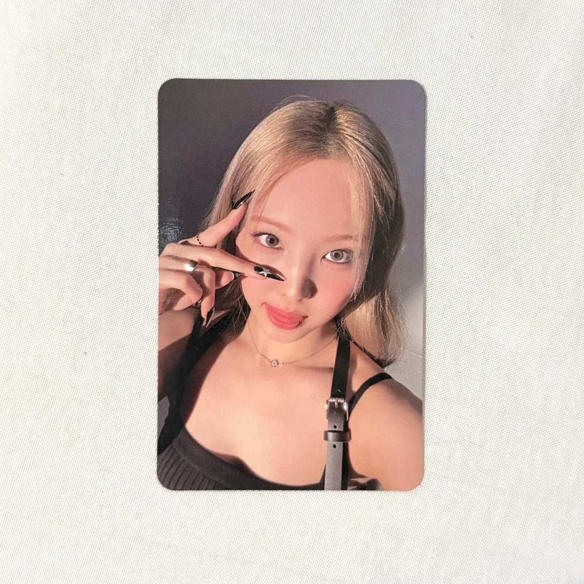 Twice Nayeon photocard - front